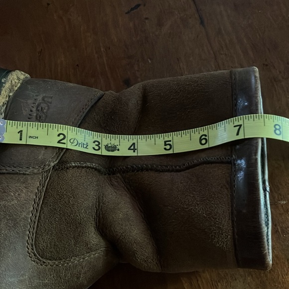 Ugg Leather/Suede Boots WORN - Picture 11 of 12